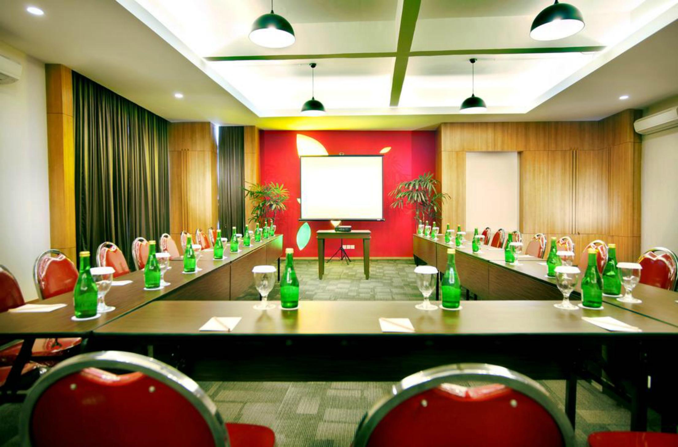 Primera Hotel Seminyak מראה חיצוני תמונה