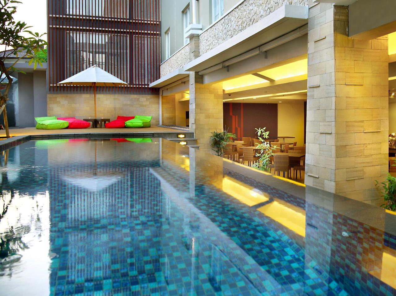 Primera Hotel Seminyak מראה חיצוני תמונה